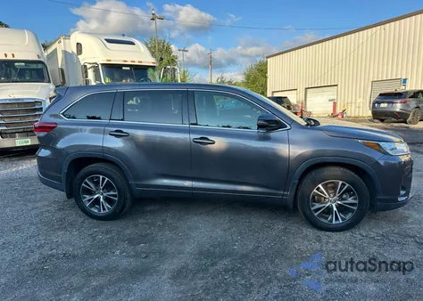 2017 Toyota Highlander Le из США, поврежденный, VIN 5TDBZRFH6HS416630